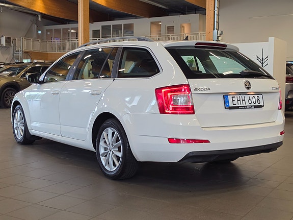Skoda Octavia 4 of 5