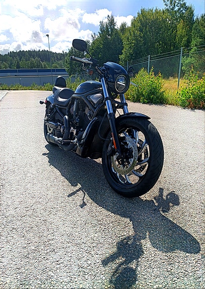 Harley-Davidson VRSCDX Night Rod Special 3 of 3