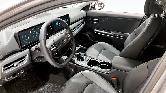 Kia K4 8 of 19