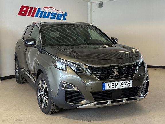 Peugeot 3008 2 of 5