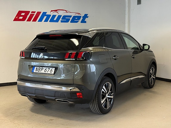 Peugeot 3008 3 of 5