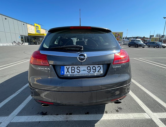 Opel Insignia 3 of 5