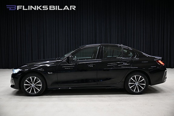 BMW 330e 2 of 30