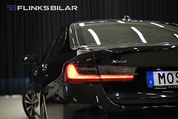 BMW 330e 10 of 30
