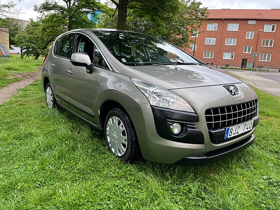 Peugeot 3008 3 of 5