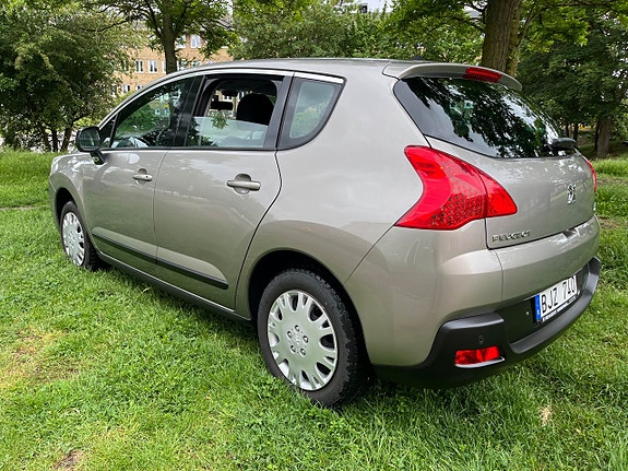 Peugeot 3008 7 of 14