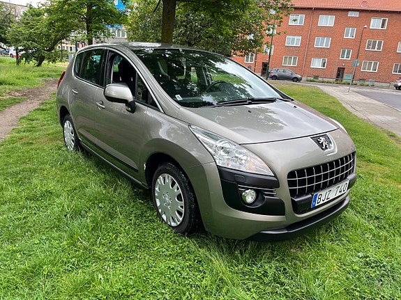 Peugeot 3008 4 of 5