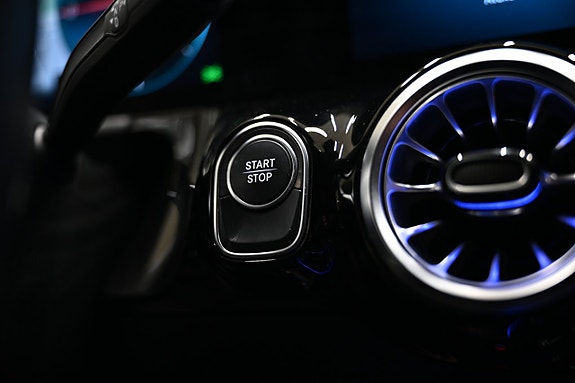 Mercedes-Benz EQA250 17 of 30
