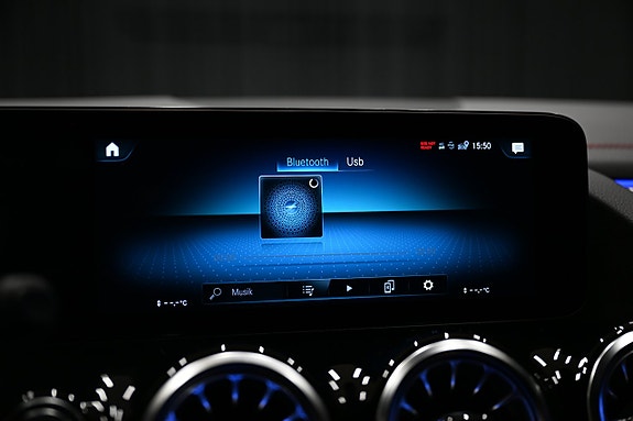 Mercedes-Benz EQA250 18 of 30