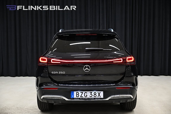 Mercedes-Benz EQA250 5 of 30