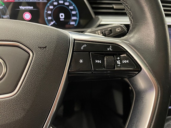 Audi Q8 24 of 26