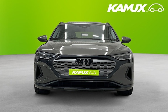 Audi Q8 6 of 26