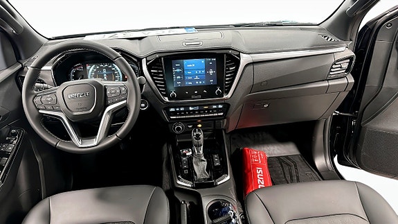 Isuzu D-max 4 of 9