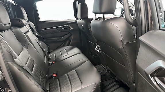 Isuzu D-max 5 of 9