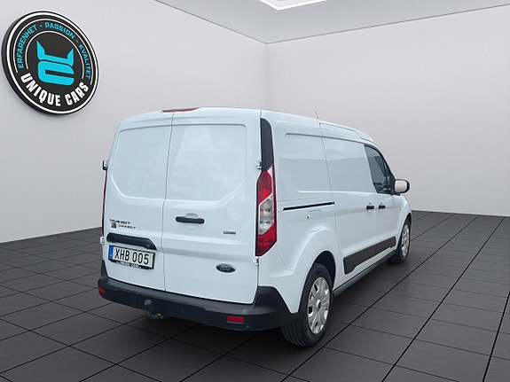Ford Transit Connect 4 of 26