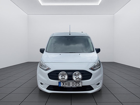 Ford Transit Connect 10 of 26