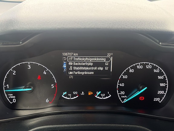 Ford Transit Connect 14 of 26