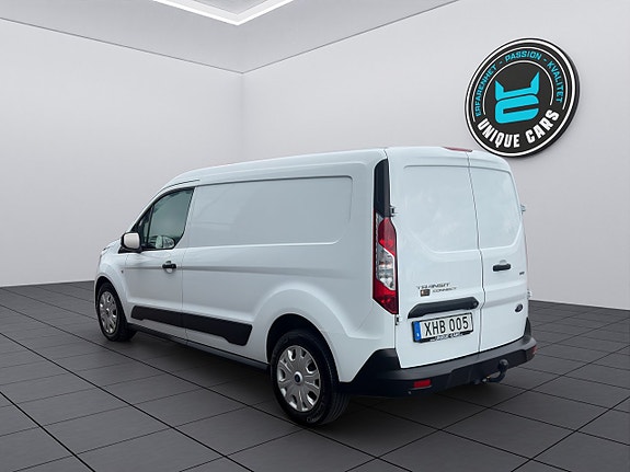Ford Transit Connect 6 of 26