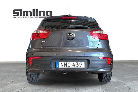 Kia Rio 4 of 5