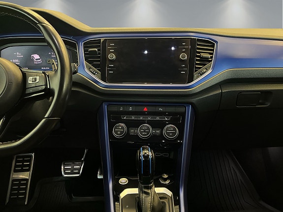 Volkswagen T-Roc 11 of 26