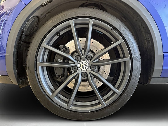 Volkswagen T-Roc 6 of 26