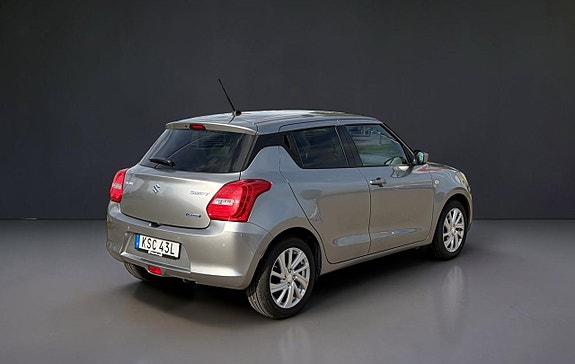 Suzuki Swift 3 of 6