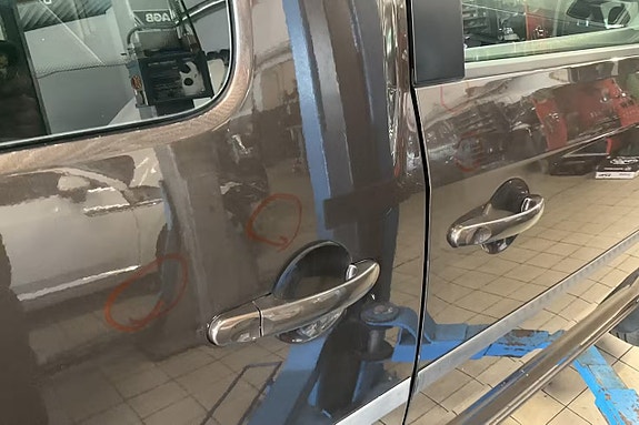 Volkswagen Caddy 29 of 30