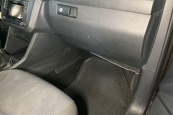 Volkswagen Caddy 20 of 30
