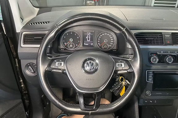 Volkswagen Caddy 14 of 30
