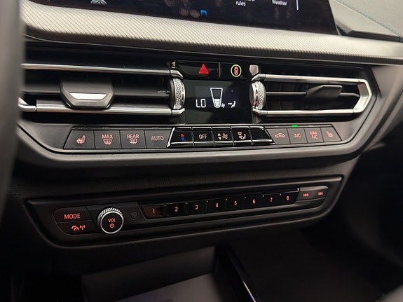 BMW 220d 24 of 30