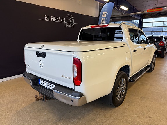 Mercedes-Benz X250 d 4 of 5