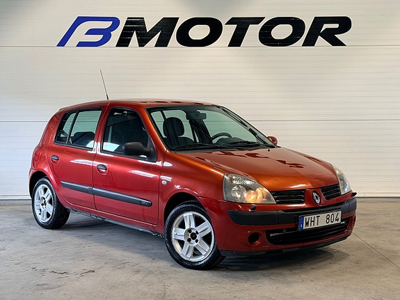 Renault Clio 2 of 11