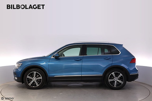 Volkswagen Tiguan 5 of 16