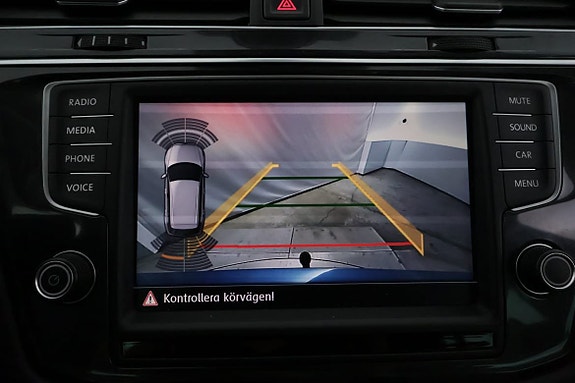 Volkswagen Tiguan 10 of 16