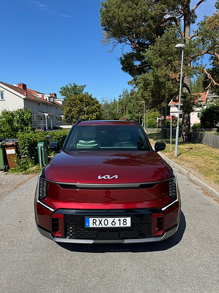 Kia EV9 4 of 5