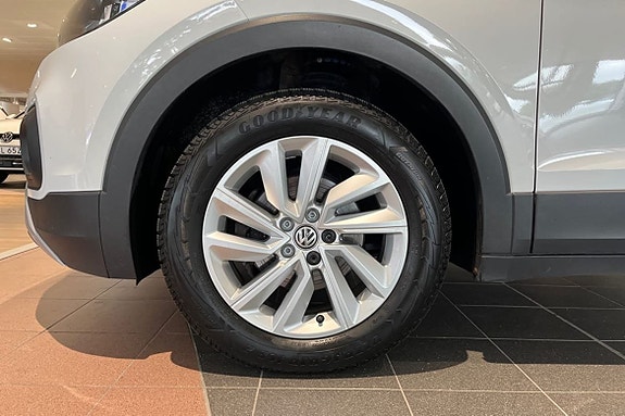 Volkswagen T-Cross 21 of 21