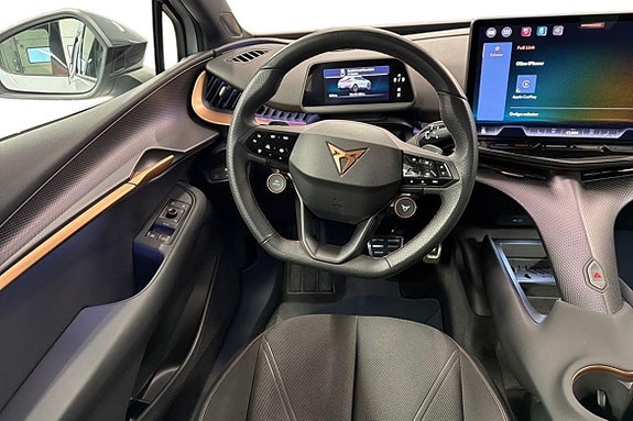 Cupra Tavascan 8 of 15
