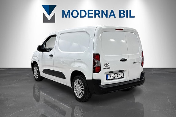 Toyota Proace City 3 of 5