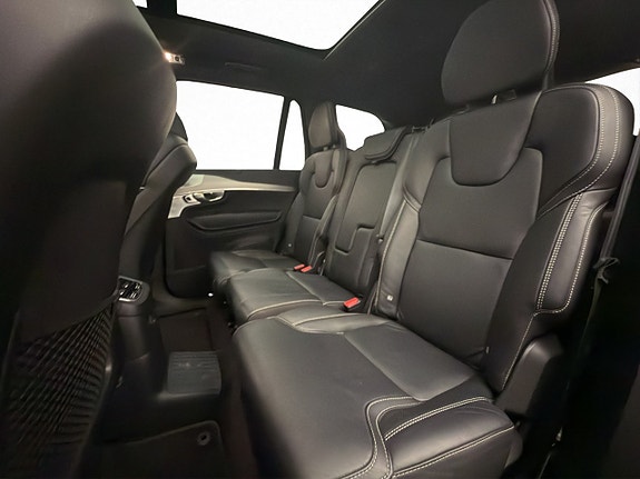 Volvo XC90 22 of 30