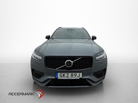 Volvo XC90 2 of 5