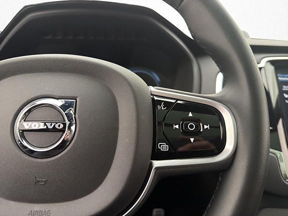 Volvo XC90 27 of 30