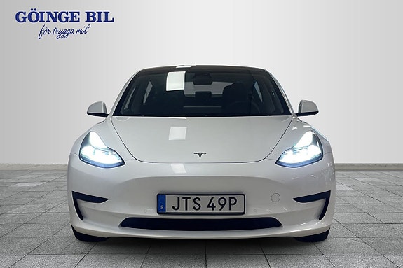 Tesla Model 3 3 of 16