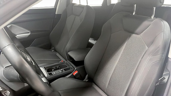 Audi Q3 8 of 13