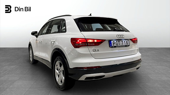 Audi Q3 3 of 13