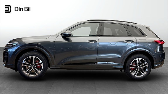 Audi Q5 2 of 5