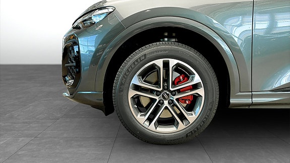 Audi Q5 6 of 13