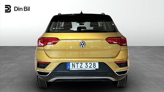 Volkswagen T-Roc 5 of 5