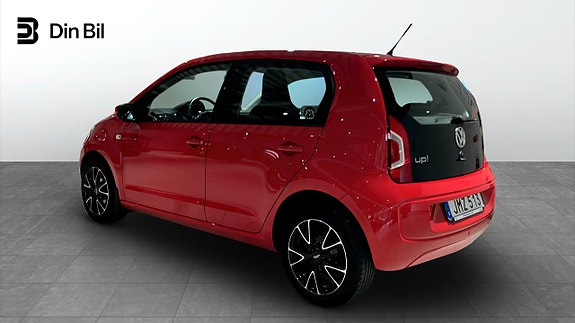 Volkswagen UP! 3 of 5