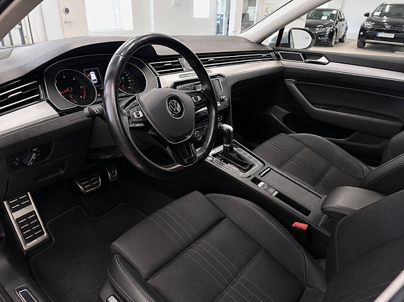 Volkswagen Passat Alltrack 5 of 5