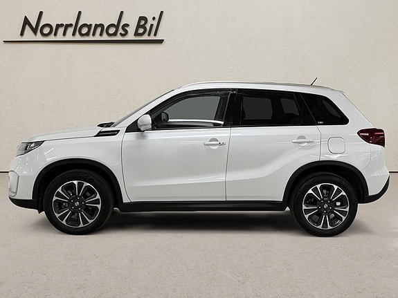 Suzuki Vitara 2 of 12